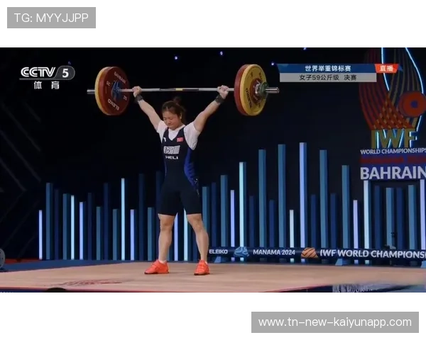 举重奇迹！中国小将连续三破世界纪录