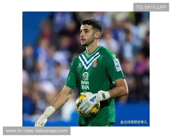 西班牙门将神扑三连，力保胜局，西班牙 门将